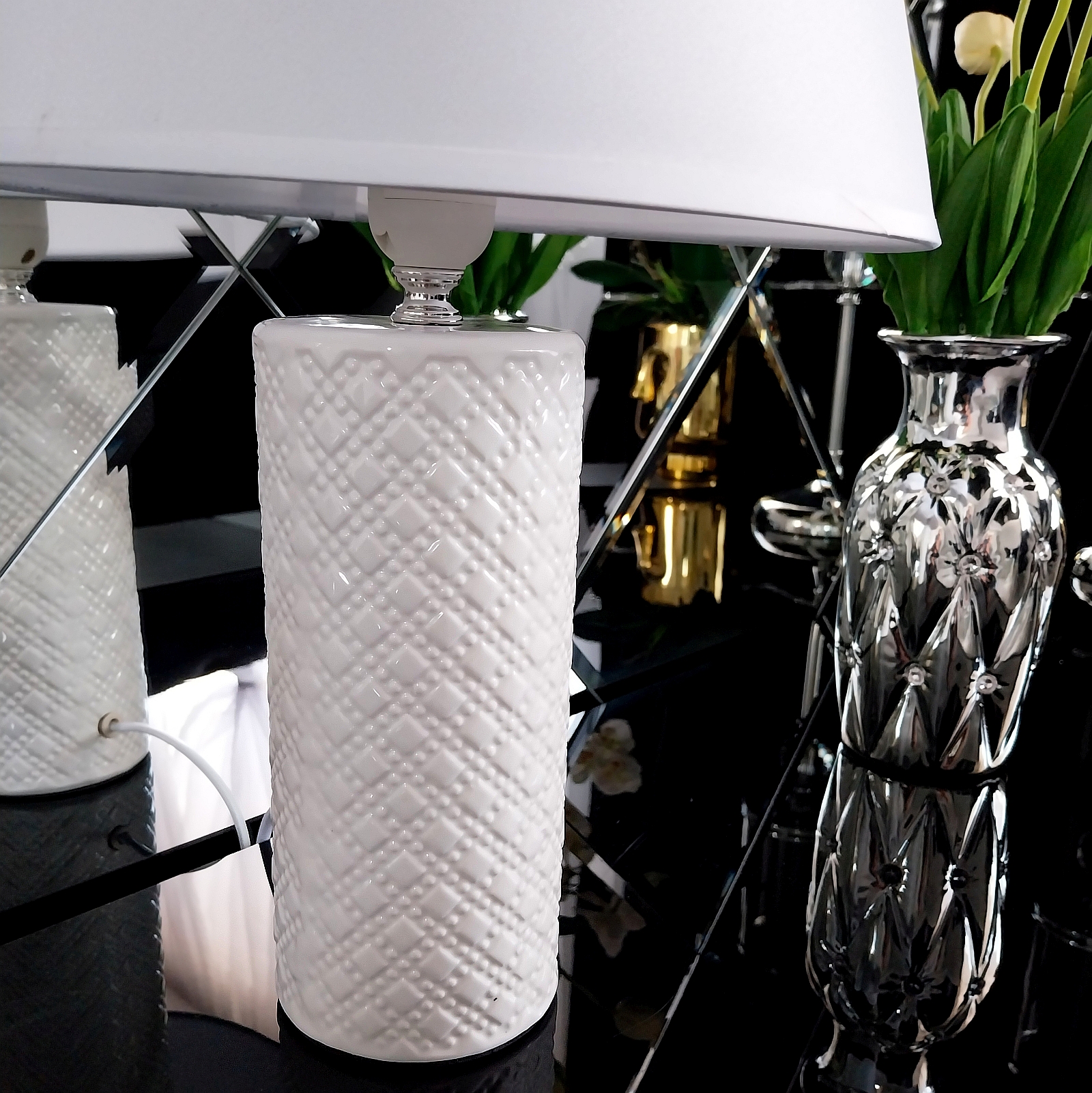 lampa-stolowa-biala-lampka-nocna-nowoczesna (4)
