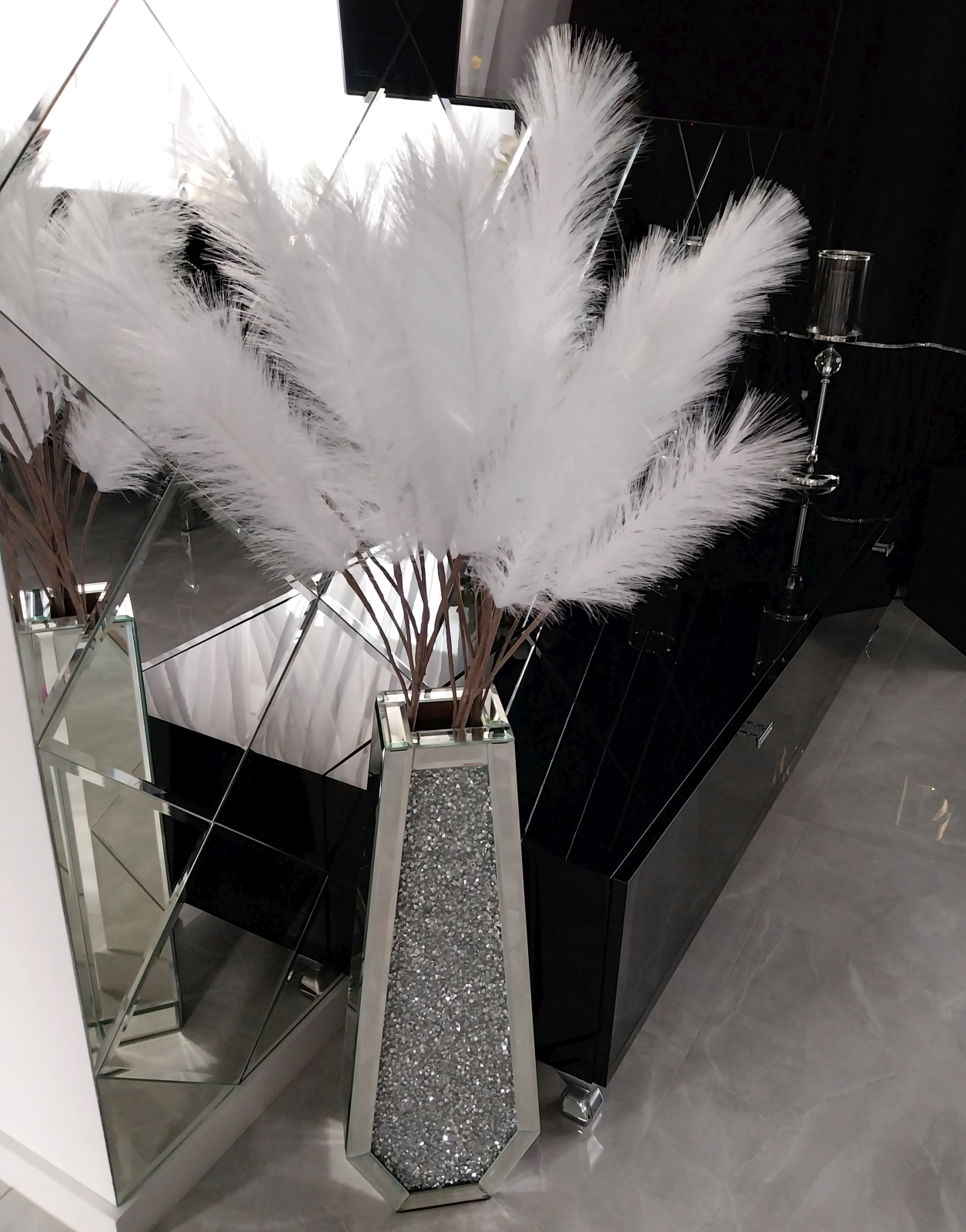 trawa-pampasowa-biala-dluga-galazka-pampas-7-szt-100-cm (1)