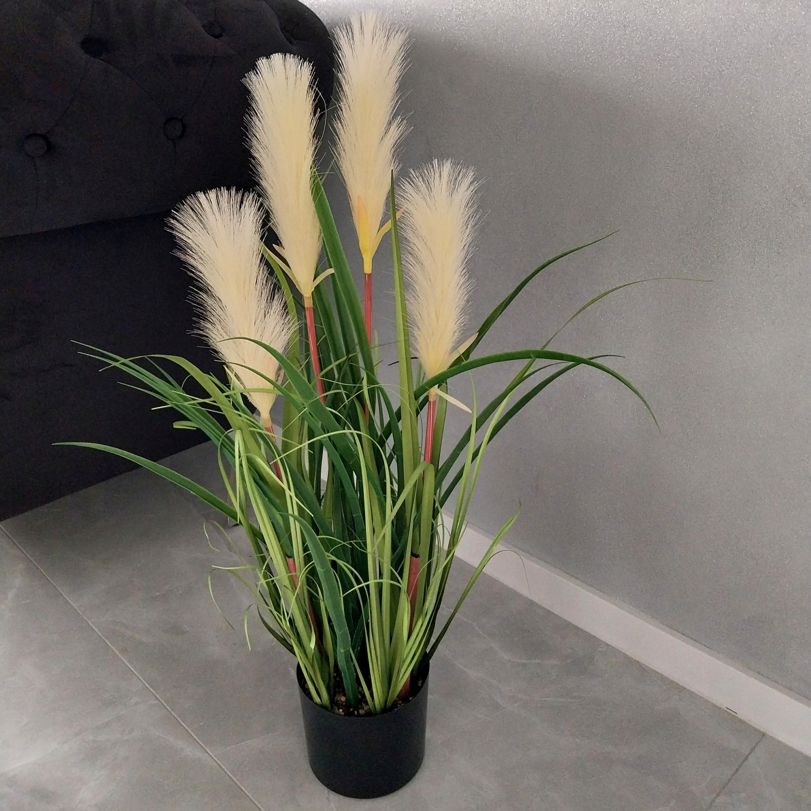 Sztuczna-Trawa-Pampasowa-w-Doniczce-Duża (5) Sztuczna Trawa Pampasowa w Doniczce 80cm Duża Roślina Ozdobna 3